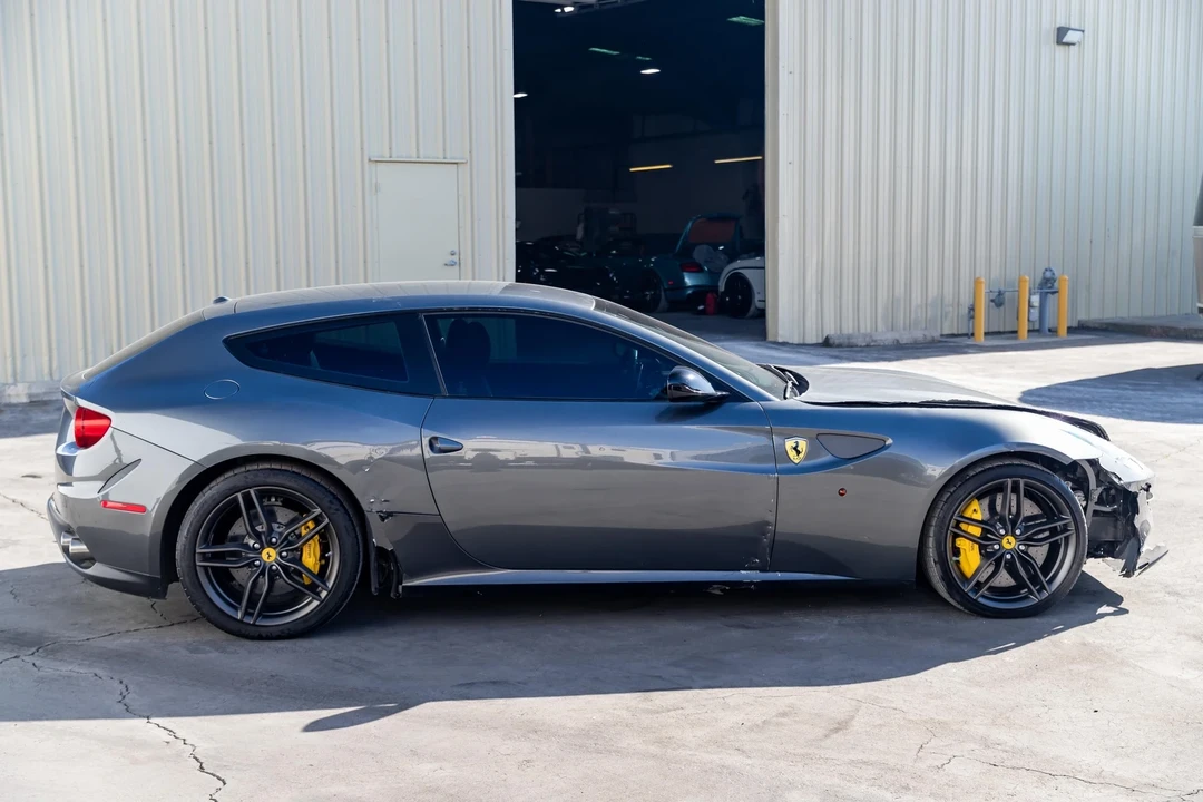 2015 Ferrari FF - Image 6 of 12