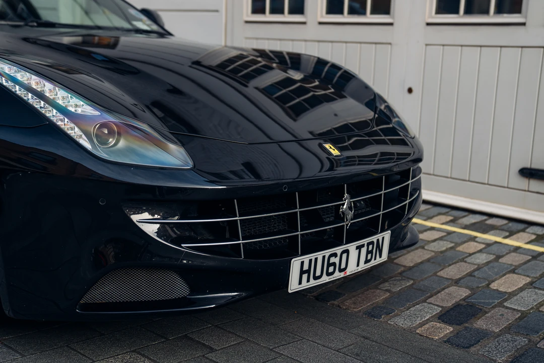2015 Ferrari FF - Image 25 of 31