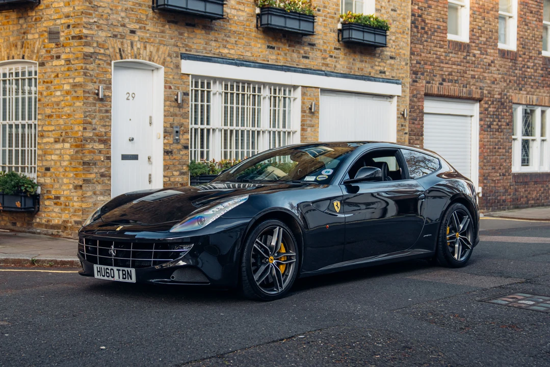 2015 Ferrari FF - Image 2 of 31