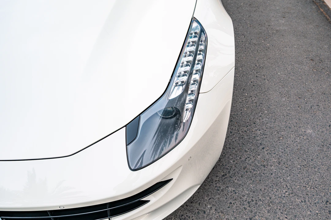 2015 Ferrari FF - Image 21 of 31