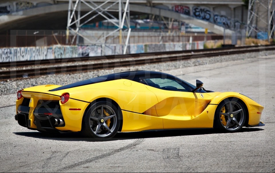 2015 Ferrari LaFerrari - Image 7 of 25