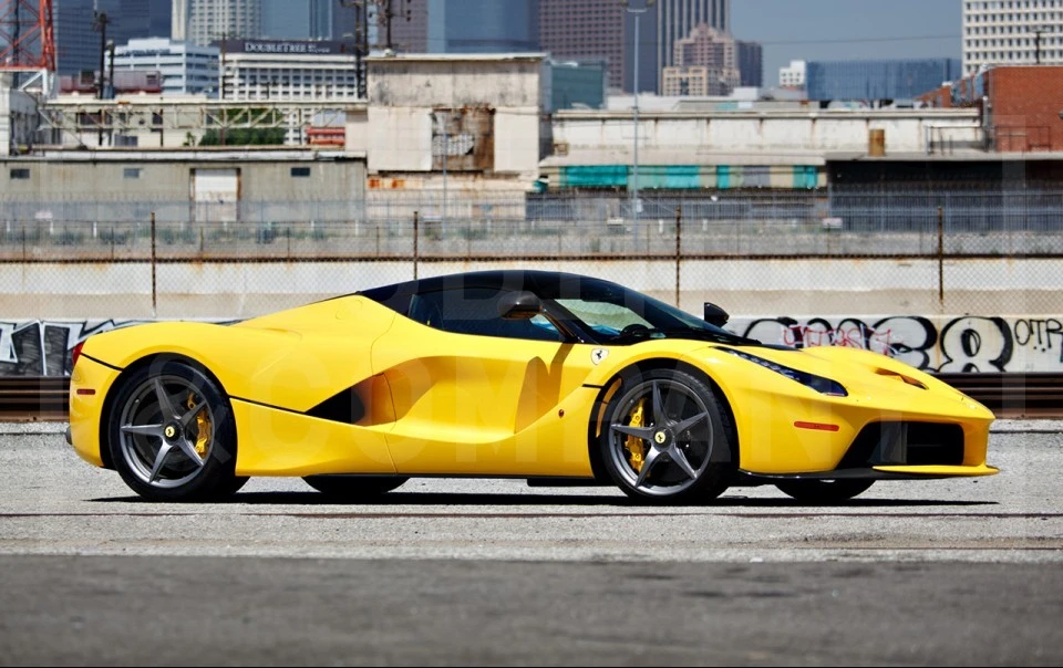2015 Ferrari LaFerrari - Image 6 of 25