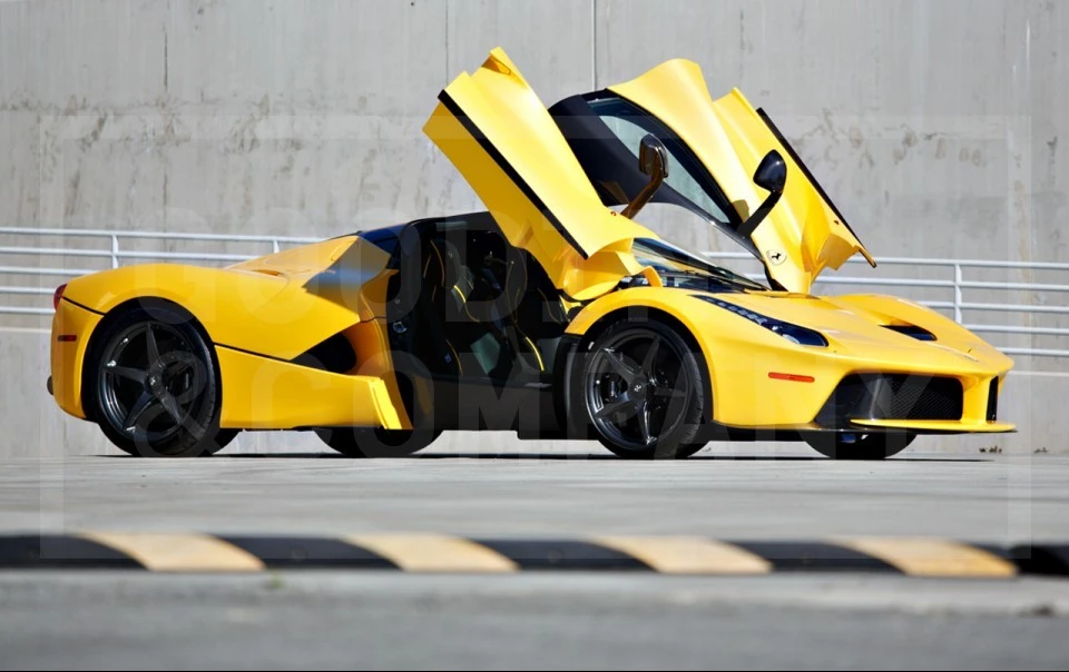 2015 Ferrari LaFerrari - Image 3 of 28