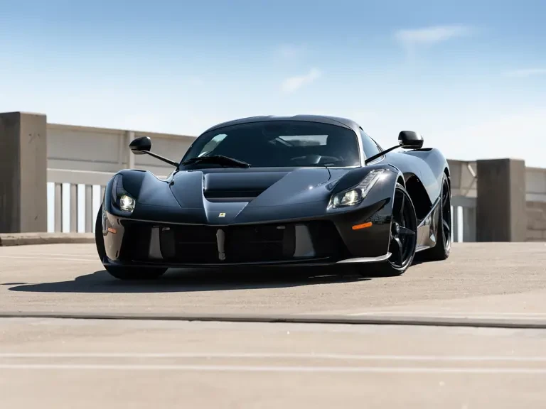 2015 Ferrari LaFerrari - Image 28 of 31