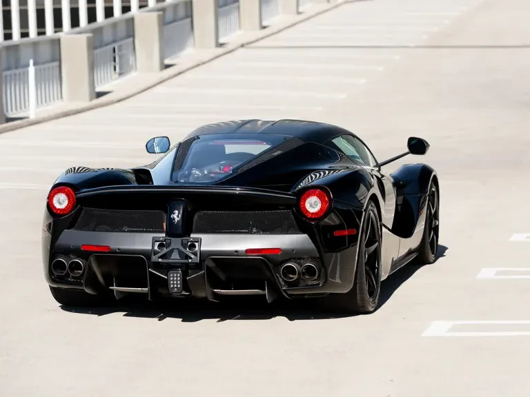 2015 Ferrari LaFerrari - Image 29 of 31