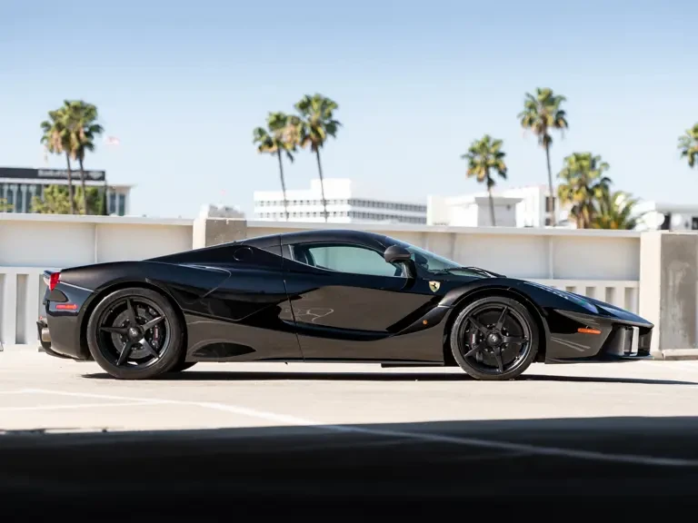 2015 Ferrari LaFerrari - Image 6 of 31