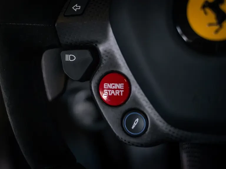 2015 Ferrari LaFerrari - Image 21 of 31