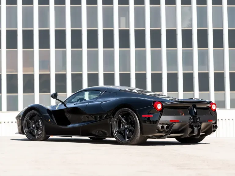 2015 Ferrari LaFerrari - Image 11 of 31