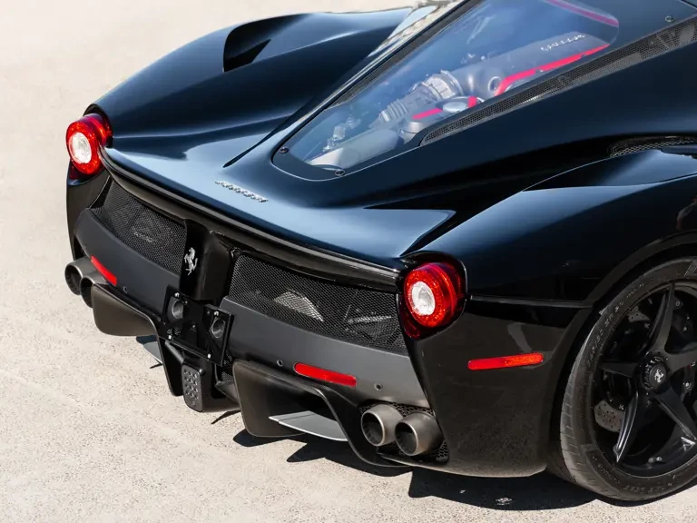 2015 Ferrari LaFerrari - Image 31 of 31