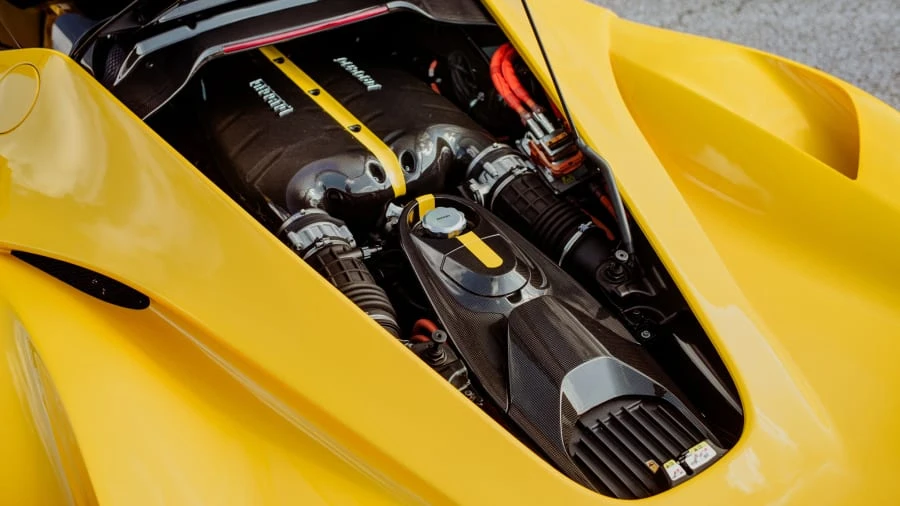 2015 Ferrari LaFerrari - Image 6 of 20