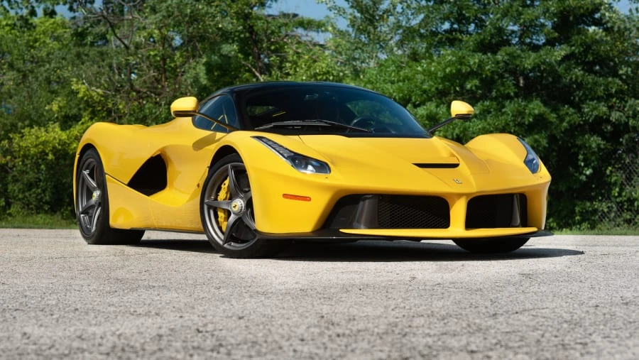2015 Ferrari LaFerrari - Image 12 of 20