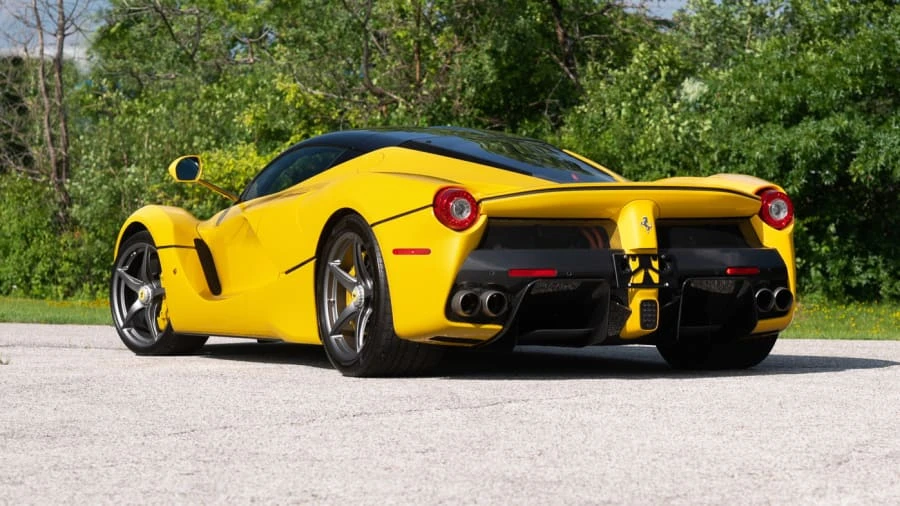 2015 Ferrari LaFerrari - Image 13 of 20