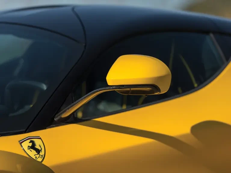 2015 Ferrari LaFerrari - Image 24 of 29