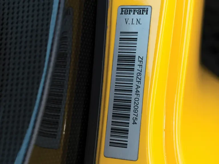 2015 Ferrari LaFerrari - Image 28 of 29