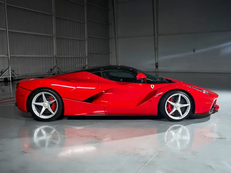 2015 Ferrari LaFerrari - Image 6 of 31