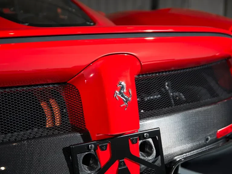 2015 Ferrari LaFerrari - Image 23 of 31