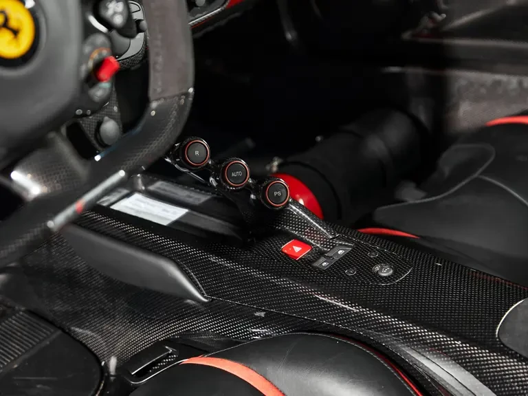 2015 Ferrari LaFerrari - Image 31 of 31