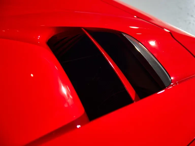 2015 Ferrari LaFerrari - Image 22 of 31