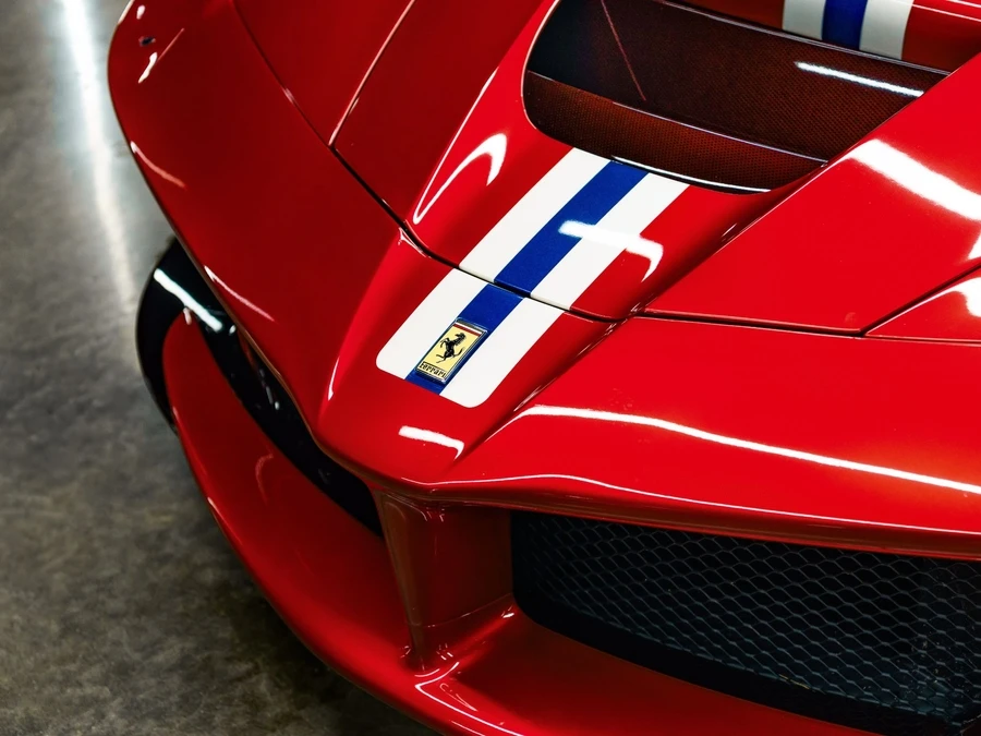 2015 Ferrari LaFerrari - Image 15 of 31
