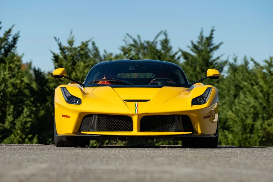 2015 Ferrari LaFerrari - Image 4 of 31