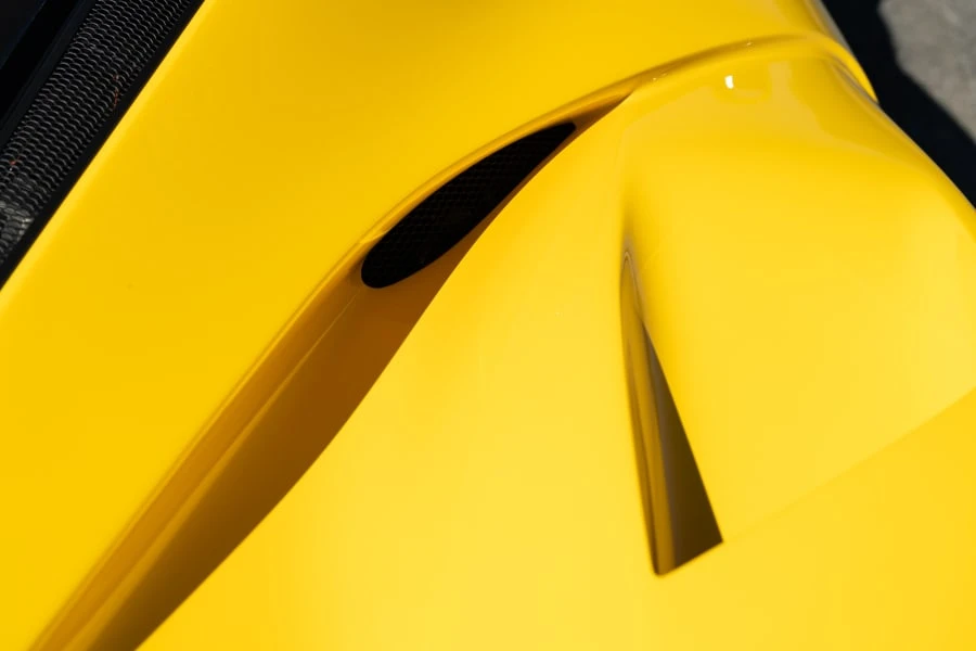 2015 Ferrari LaFerrari - Image 16 of 31