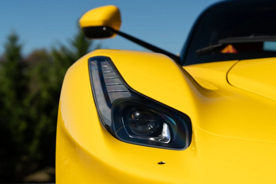 2015 Ferrari LaFerrari - Image 17 of 31