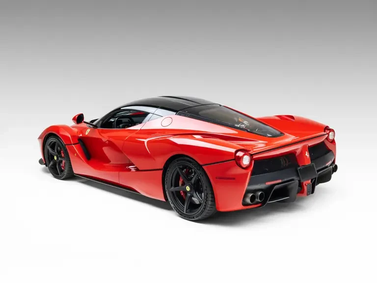 2015 Ferrari LaFerrari - Image 11 of 31