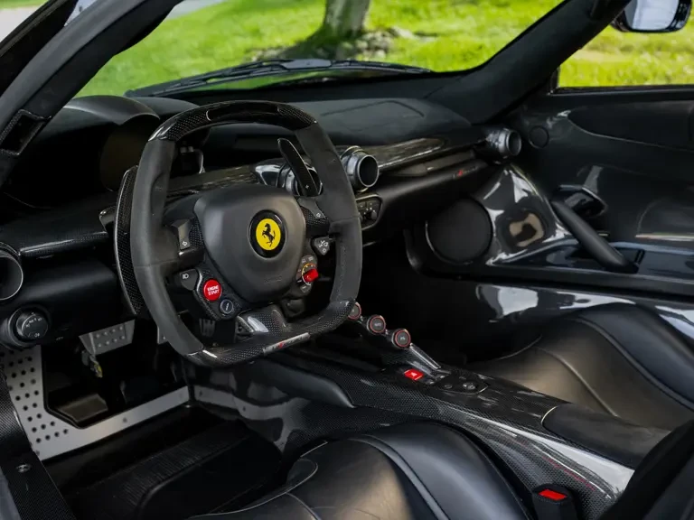 2015 Ferrari LaFerrari - Image 5 of 31