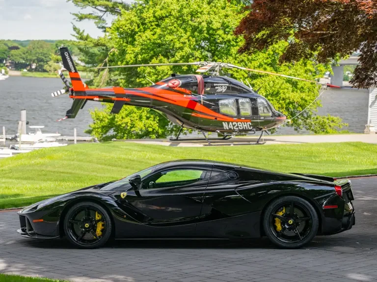 2015 Ferrari LaFerrari - Image 12 of 31
