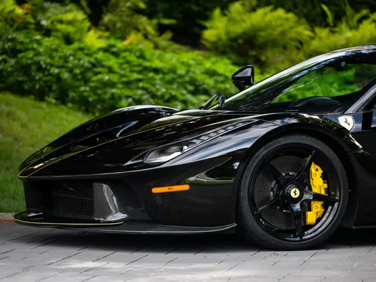 2015 Ferrari LaFerrari - Image 27 of 31