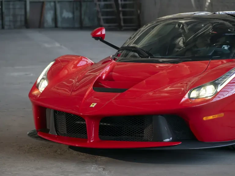 2015 Ferrari LaFerrari - Image 28 of 31