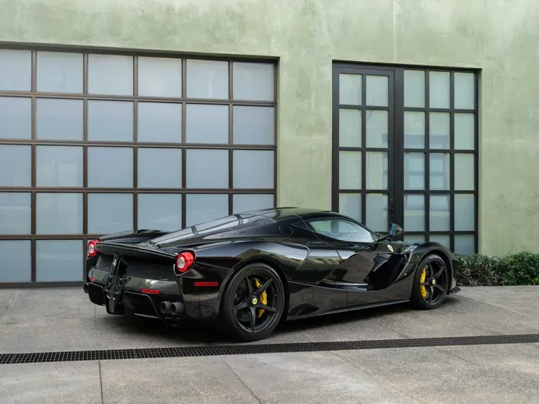 2015 Ferrari LaFerrari - Image 3 of 31