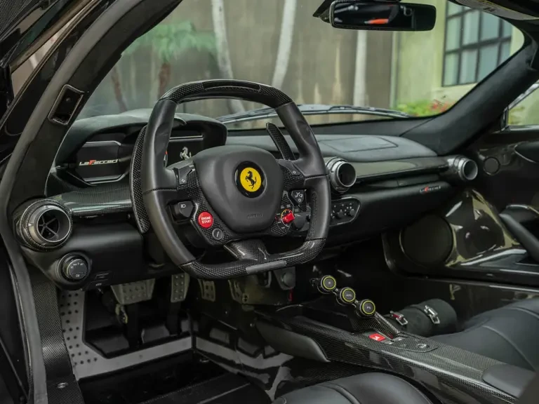 2015 Ferrari LaFerrari - Image 5 of 31