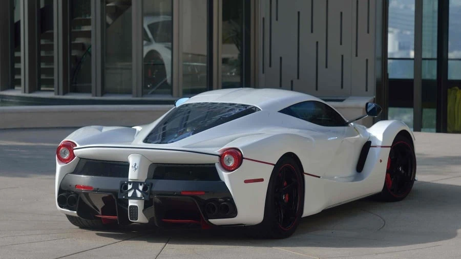 2015 Ferrari LaFerrari - Image 3 of 12