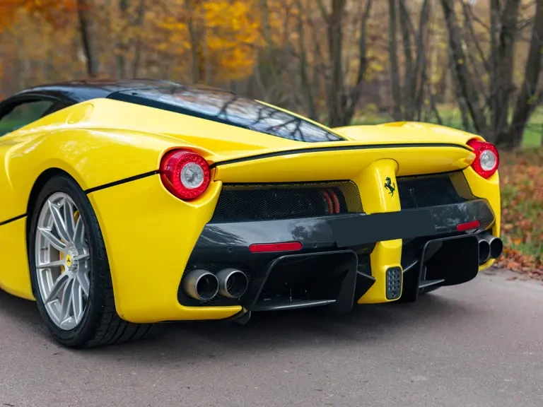 2015 Ferrari LaFerrari - Image 31 of 31