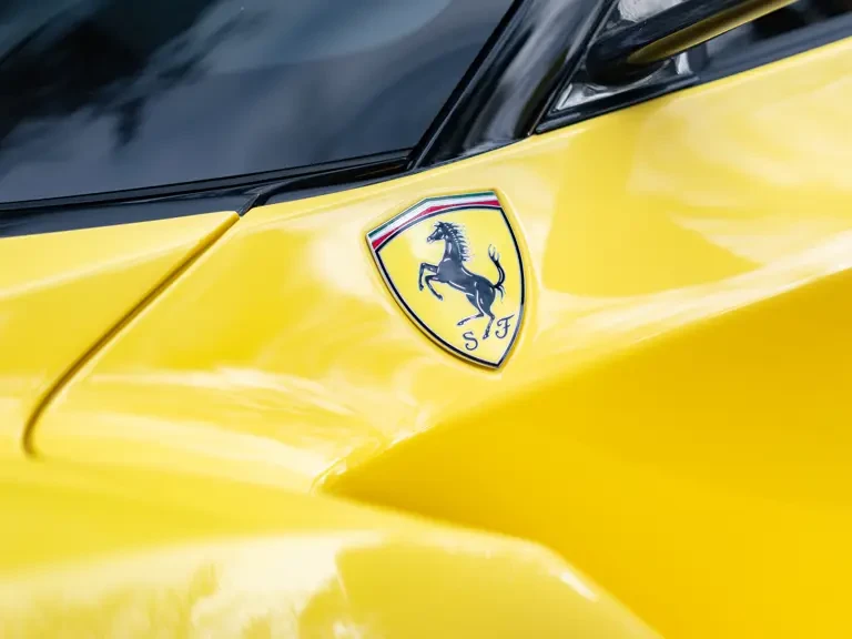 2015 Ferrari LaFerrari - Image 28 of 31