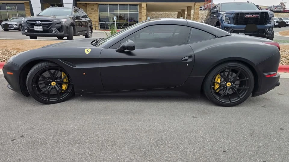 2015 Ferrari California T - Image 6 of 10