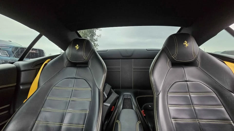 2015 Ferrari California T - Image 9 of 10