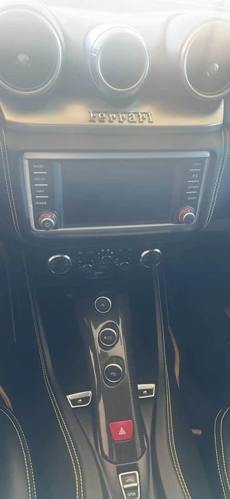 2015 Ferrari California T - Image 5 of 5