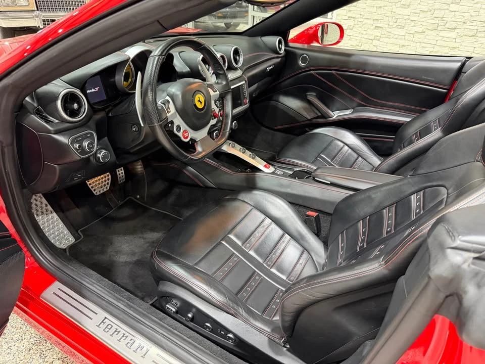 2015 Ferrari California T - Image 7 of 17