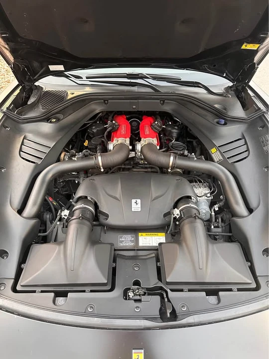 2015 Ferrari California T - Image 16 of 16