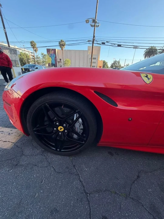 2015 Ferrari California T - Image 13 of 16