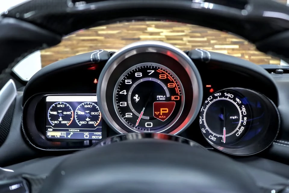 2015 Ferrari California T - Image 13 of 20