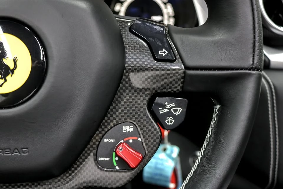 2015 Ferrari California T - Image 15 of 20