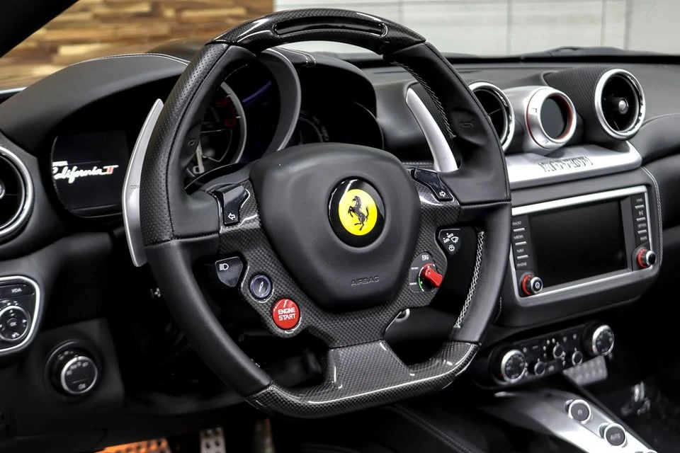 2015 Ferrari California T - Image 11 of 20