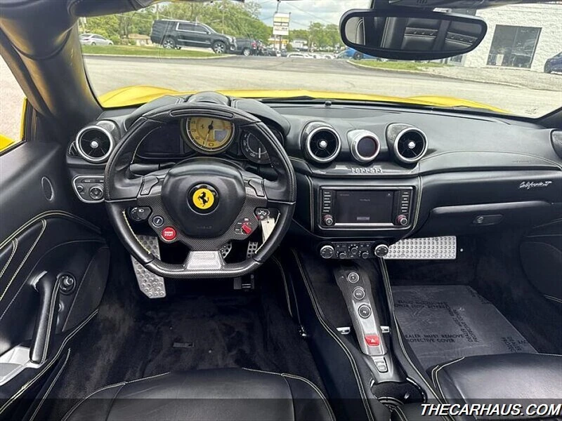 2015 Ferrari California T - Image 20 of 20