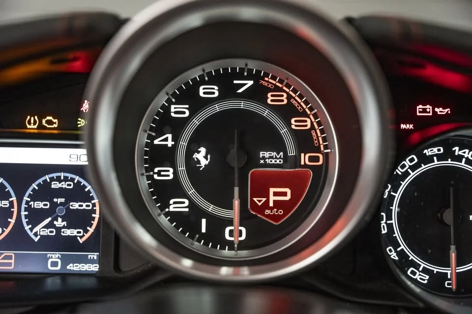 2015 Ferrari California T - Image 15 of 20