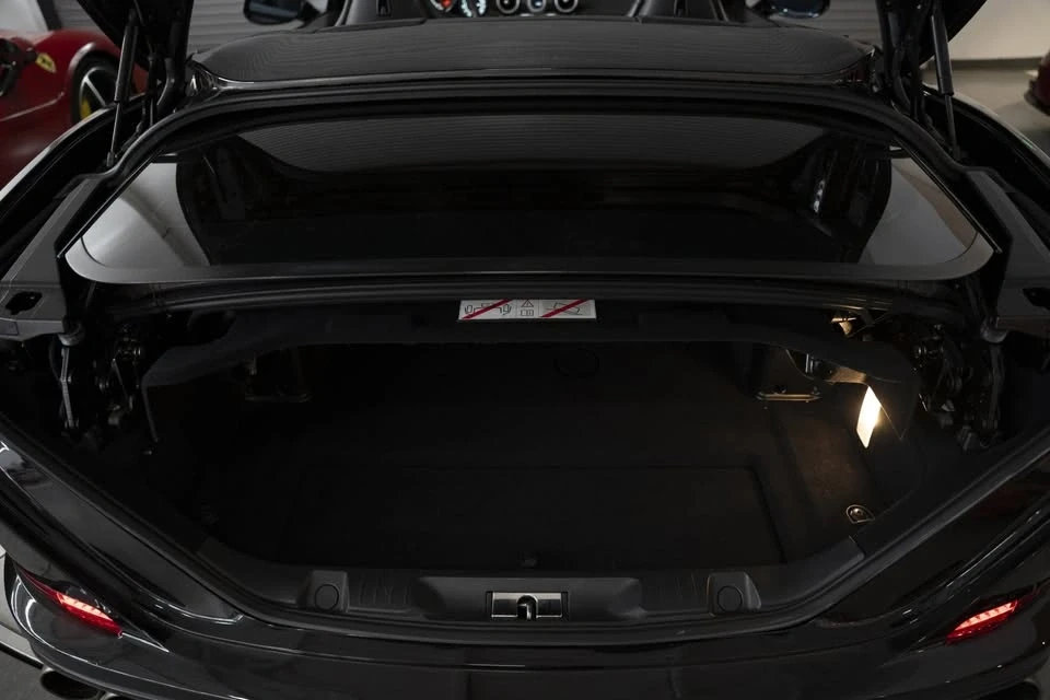 2015 Ferrari California T - Image 10 of 20
