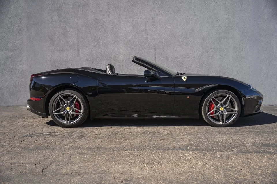 2015 Ferrari California T - Image 6 of 20