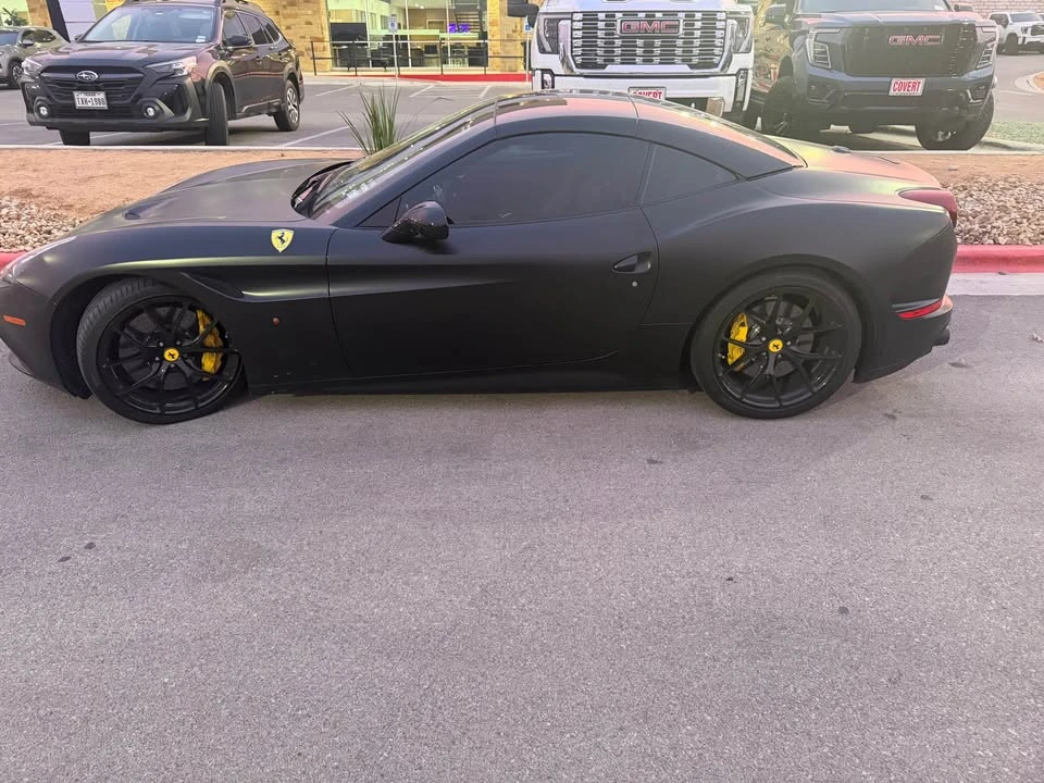 2015 Ferrari California T - Image 2 of 9